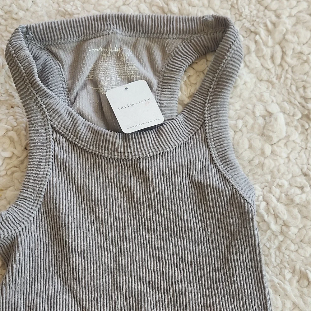 NWT..Free People Ribbed Tank Top - Picture 2 of 8